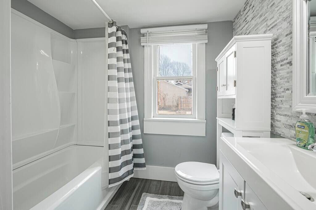 Photo of Bathroom in Akron