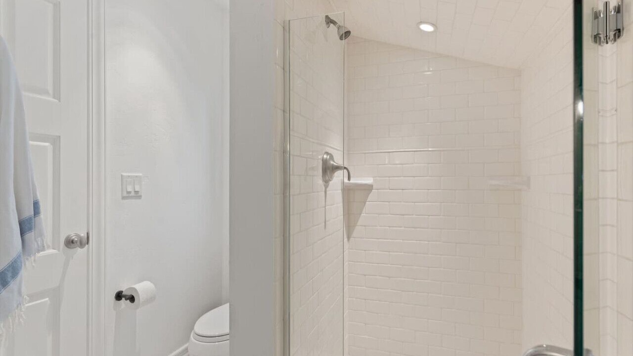 Photo of Bathroom in Basalt