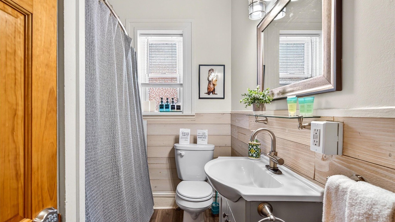 Photo of Bathroom in Old North End