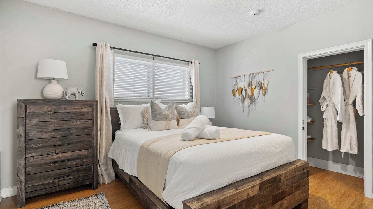 Photo of Bedroom in Sylvan Lake