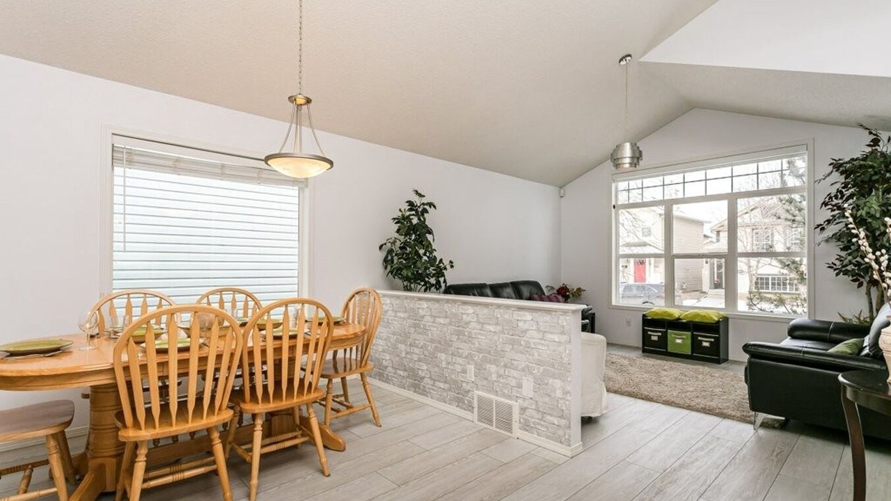 Photo of Livingroom in Southwest Edmonton
