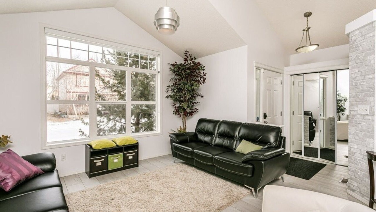 Photo of Livingroom in Southwest Edmonton