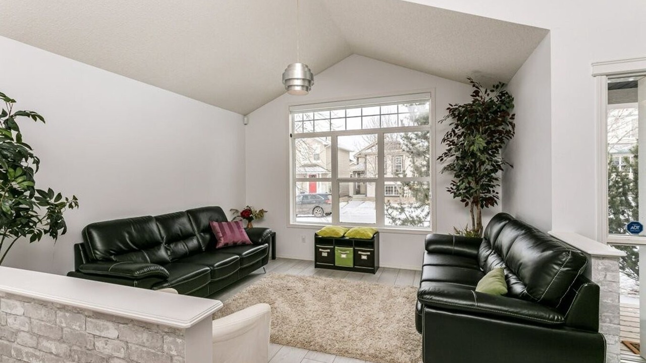 Photo of Livingroom in Southwest Edmonton