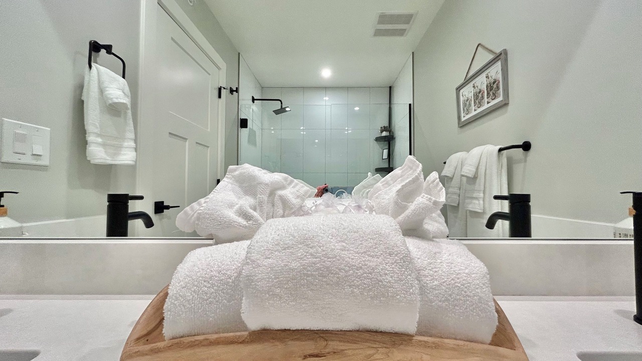 Photo of Bathroom in Harrison Hot Springs