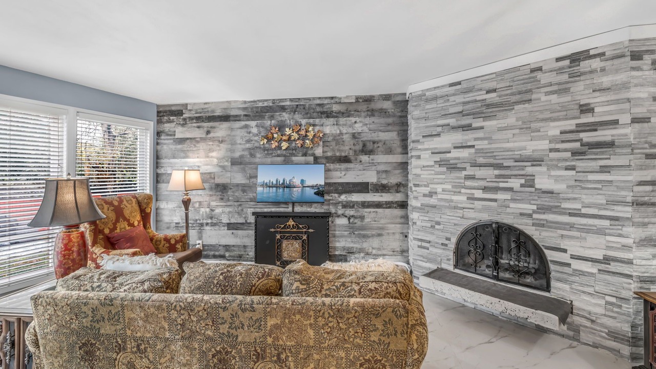 Photo of Livingroom in Abbotsford