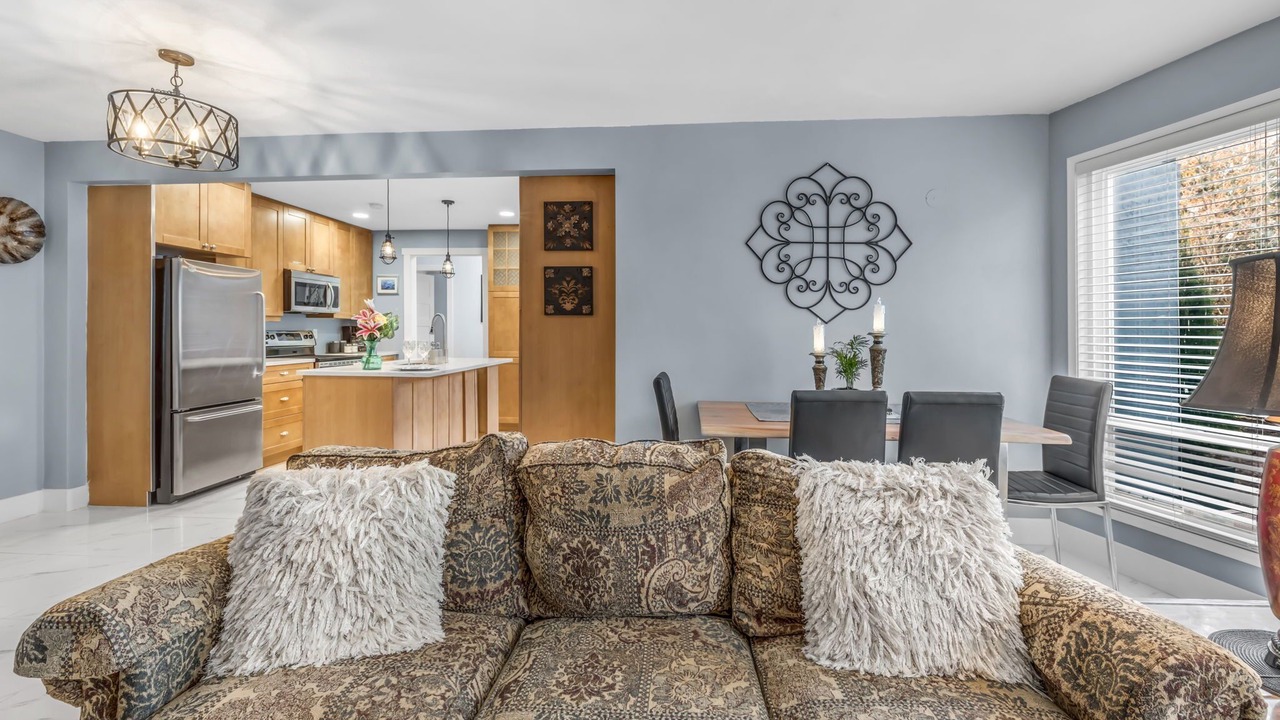 Photo of Livingroom in Abbotsford