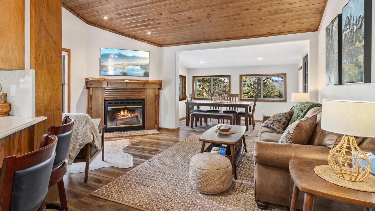 Photo of Livingroom in Estes Park