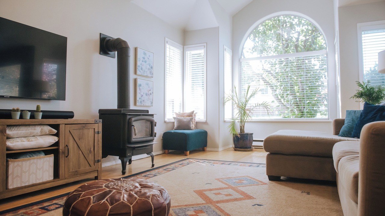 Photo of Livingroom in Garibaldi Highlands
