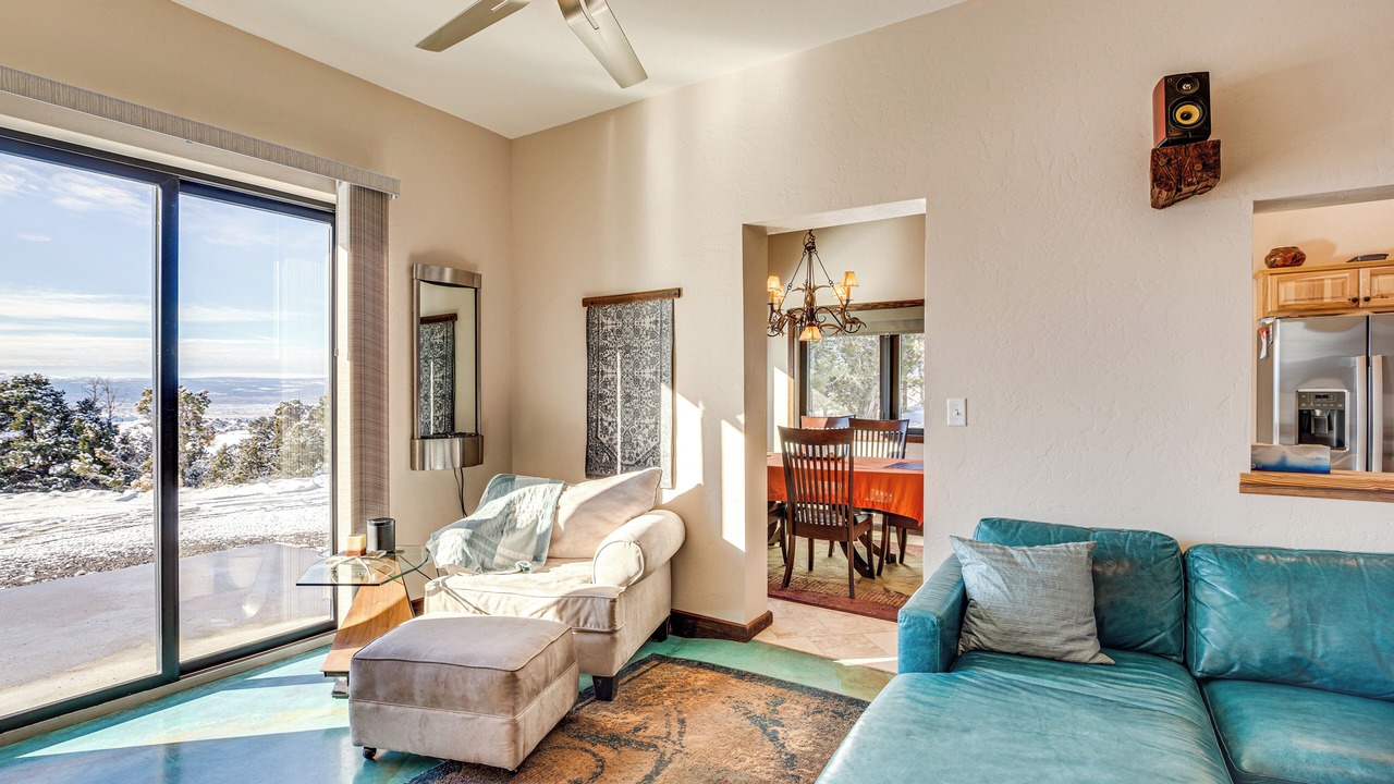 Photo of Livingroom in Montrose