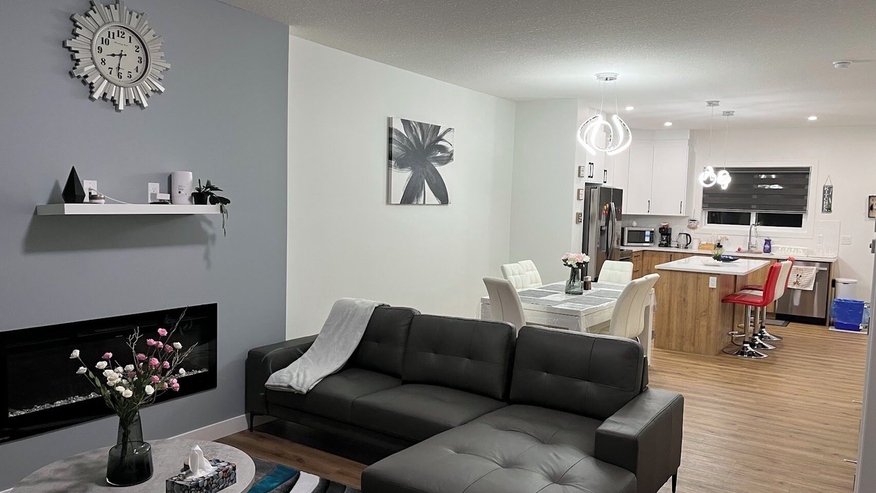 Photo of Livingroom in Leduc County
