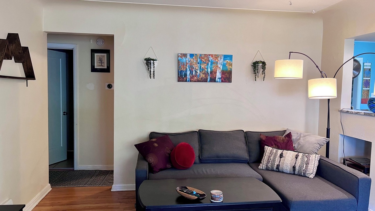 Photo of Livingroom in North Park Hill