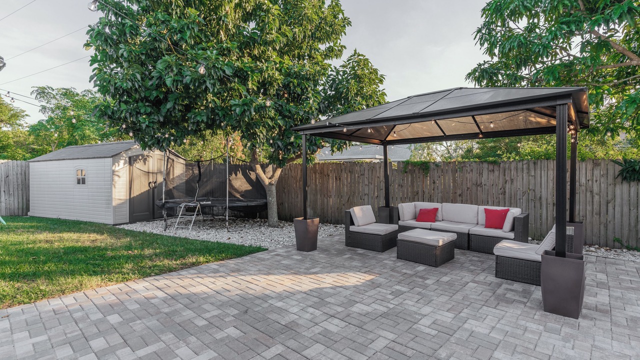 Photo of Patio Balcony in BallenIsles
