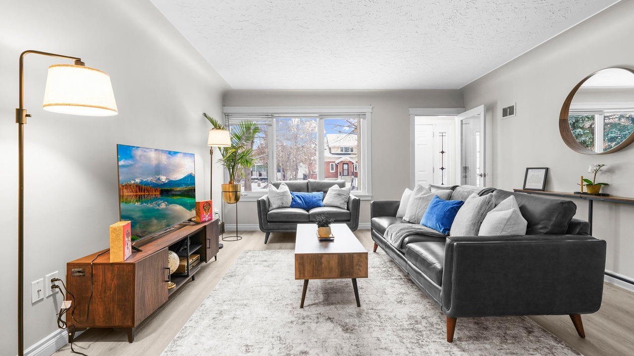 Photo of Livingroom in Edmonton