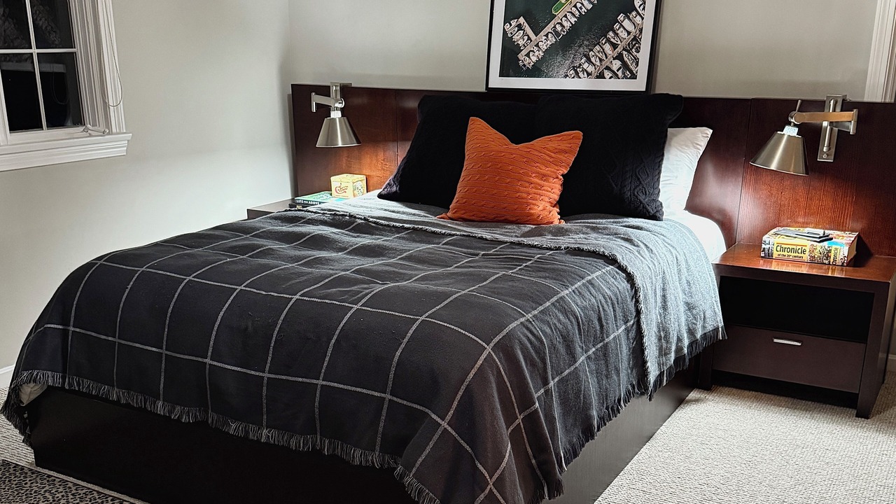 Photo of Bedroom in Gates Mills