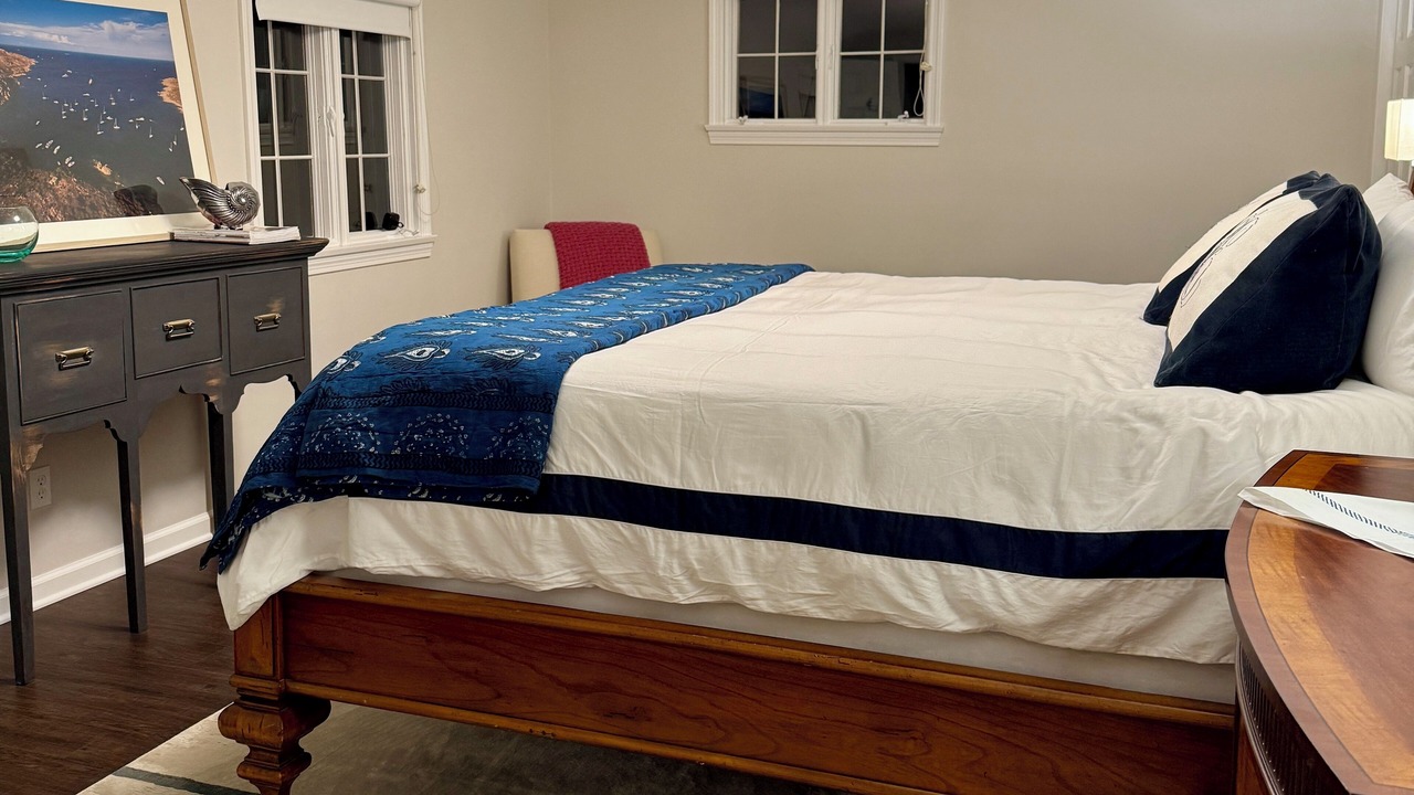 Photo of Bedroom in Gates Mills
