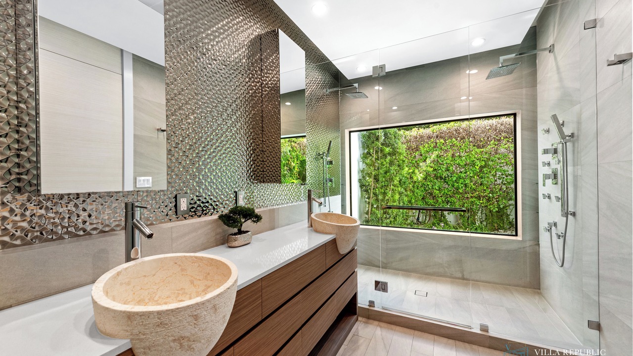 Photo of Bathroom in North Miami Beach