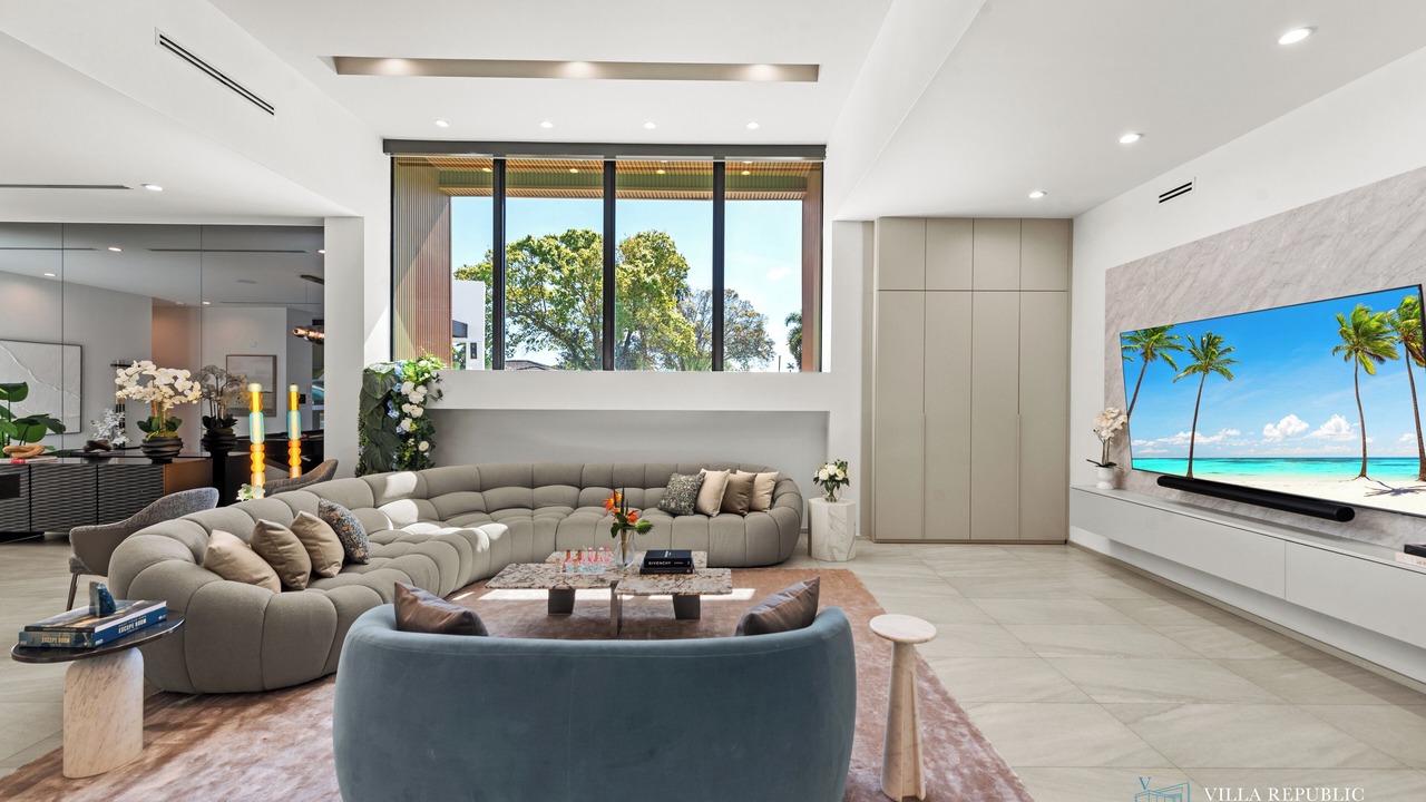 Photo of Livingroom in North Miami Beach