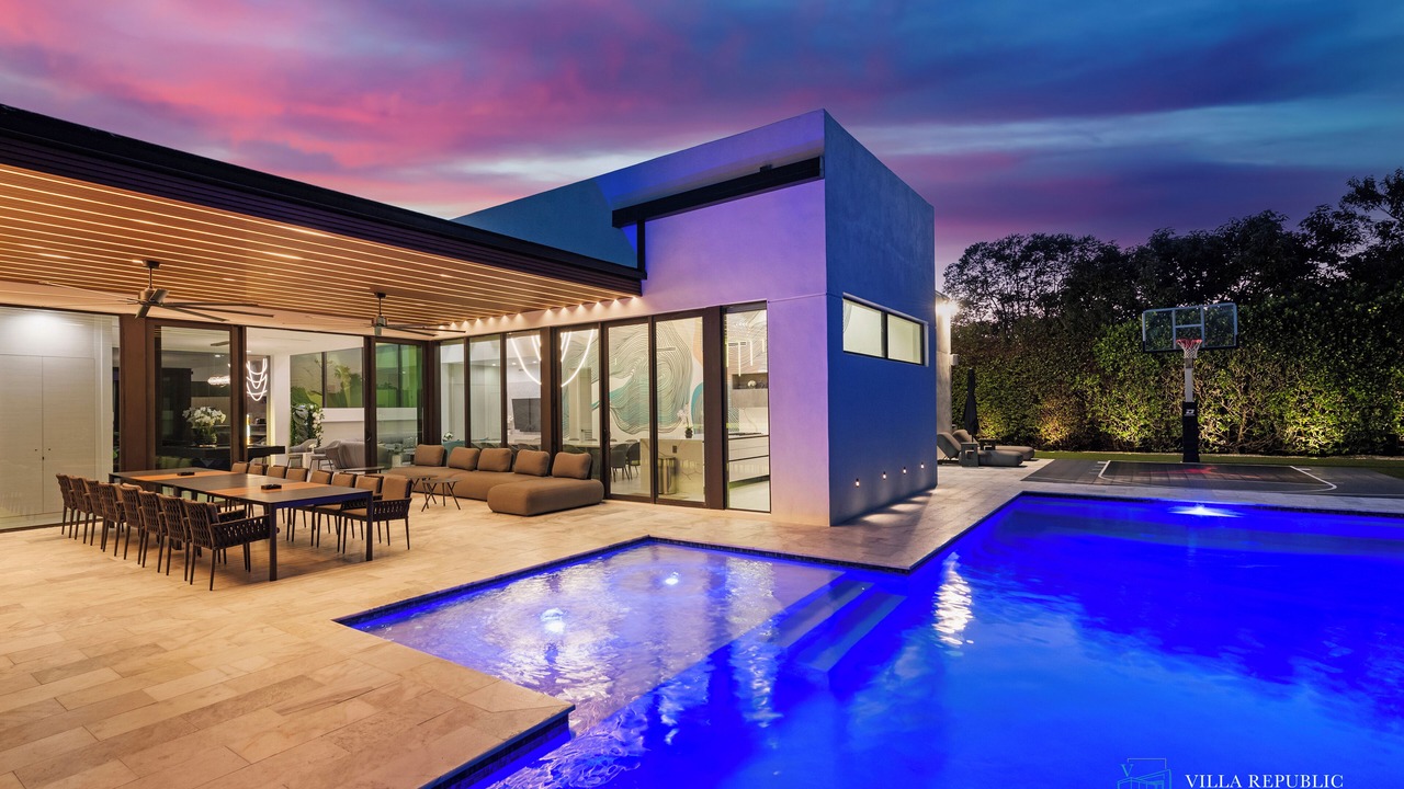 Photo of Outdoor in North Miami Beach
