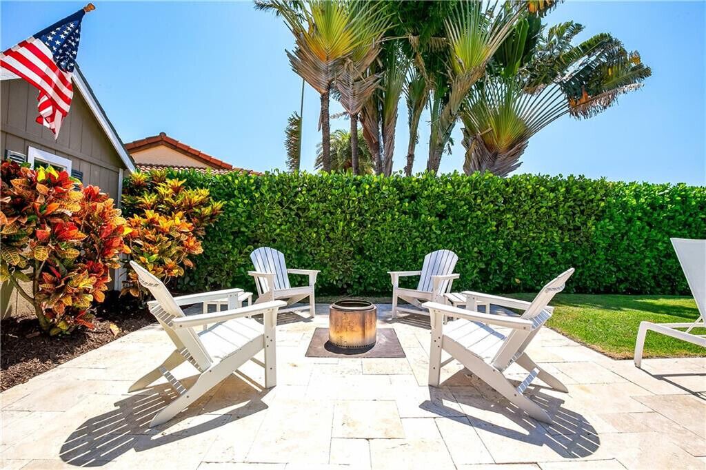 Photo of Patio Balcony in Tropic Palms