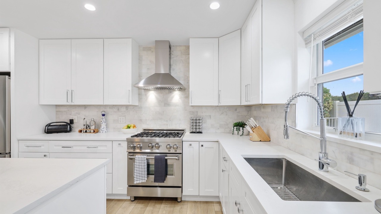 Photo of Kitchen in Tropic Palms