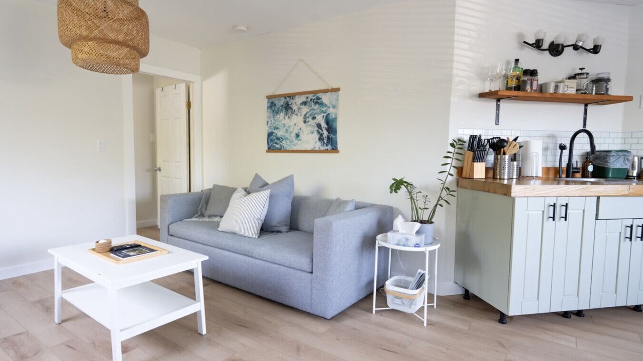 Photo of Livingroom in Ucluelet