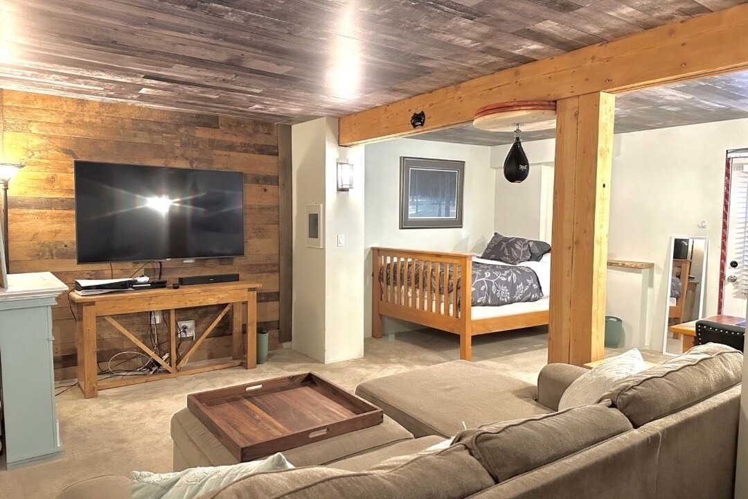 Photo of Bedroom in Colwood