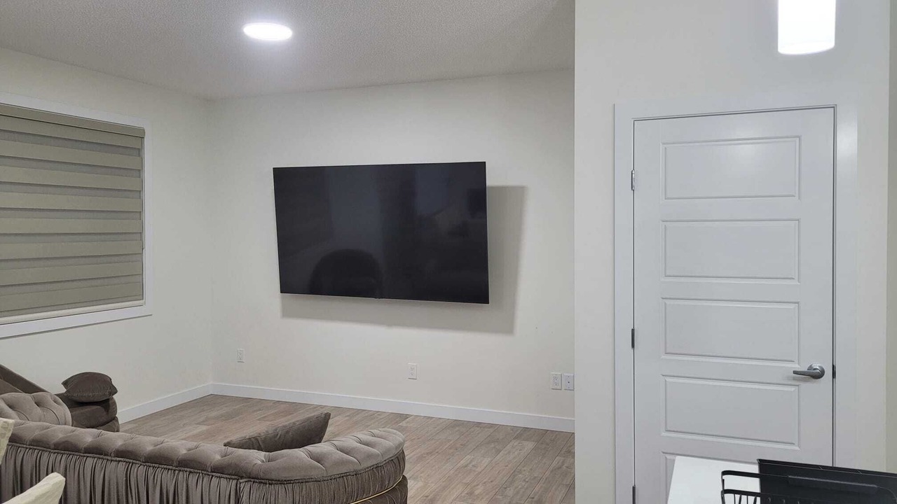 Photo of Livingroom in Southwest Edmonton