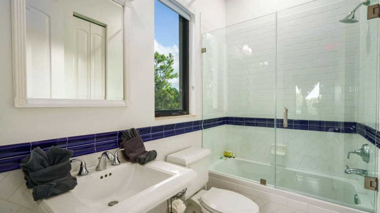 Photo of Bathroom in Palm Beach Country Estates