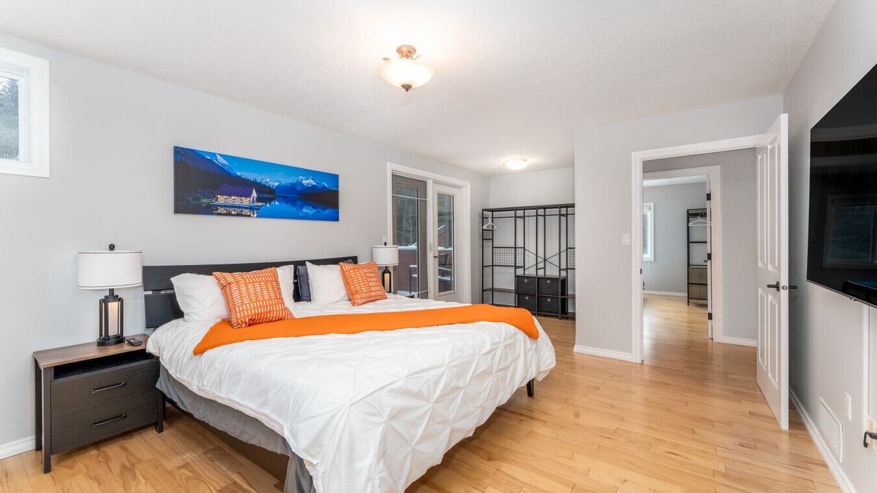 Photo of Bedroom in Division No. 14