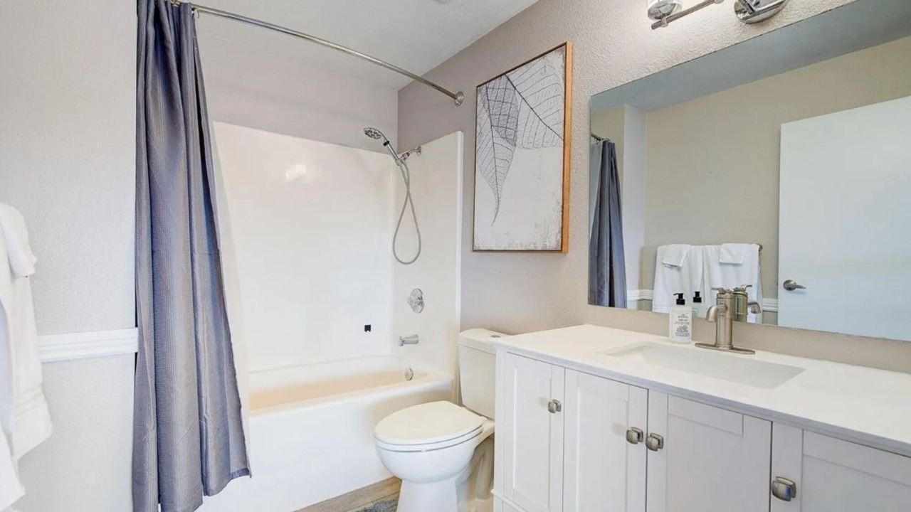 Photo of Bathroom in Five Points
