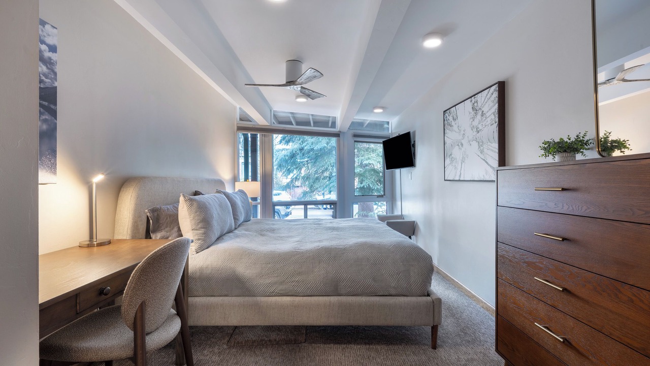 Photo of Bedroom in Aspen