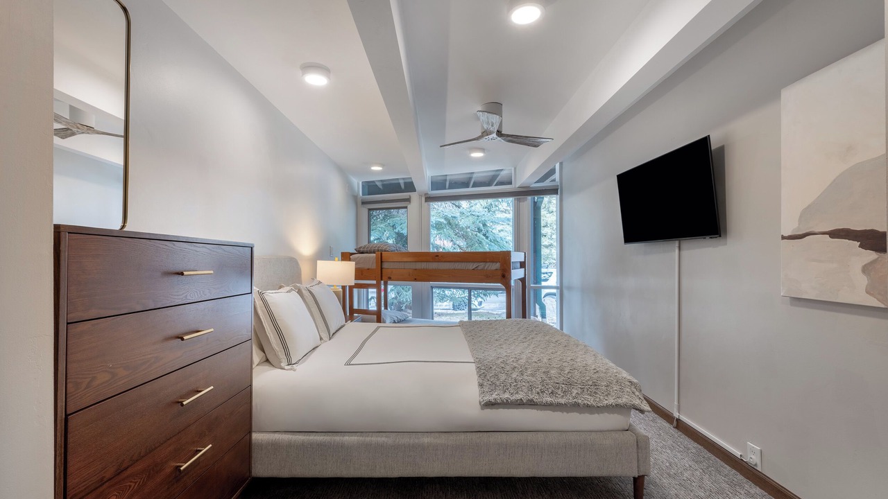 Photo of Bedroom in Aspen