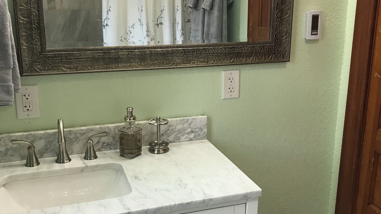 Photo of Bathroom in University North