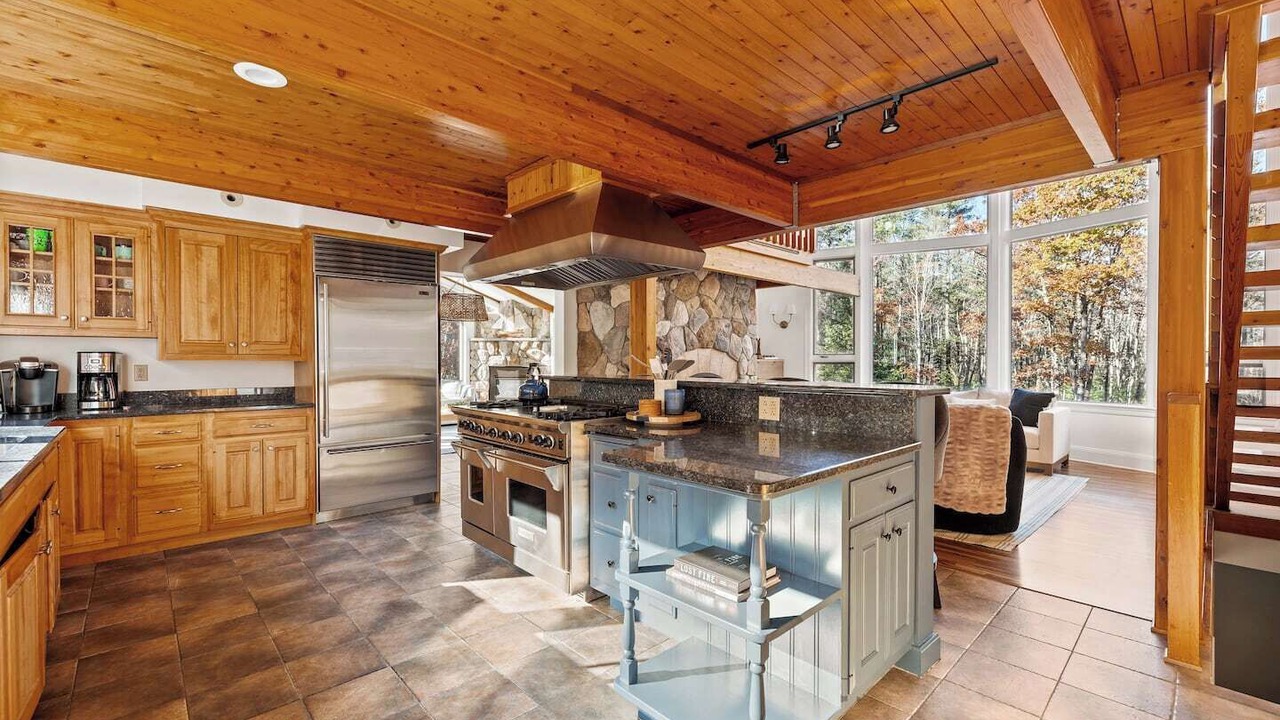 Photo of Kitchen in Cape Porpoise