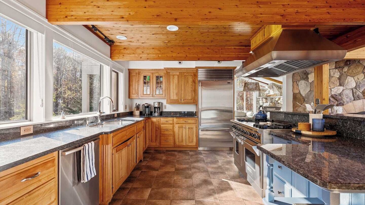 Photo of Kitchen in Cape Porpoise