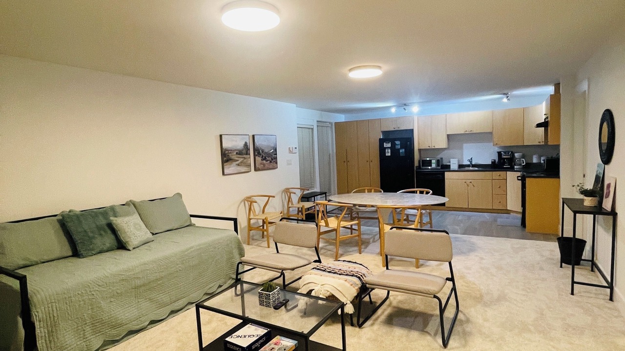 Photo of Livingroom in Upper Lonsdale