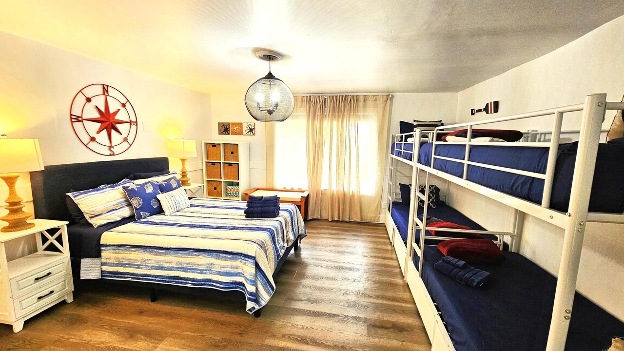 Photo of Bedroom in South Palm Park Neighborhood Association