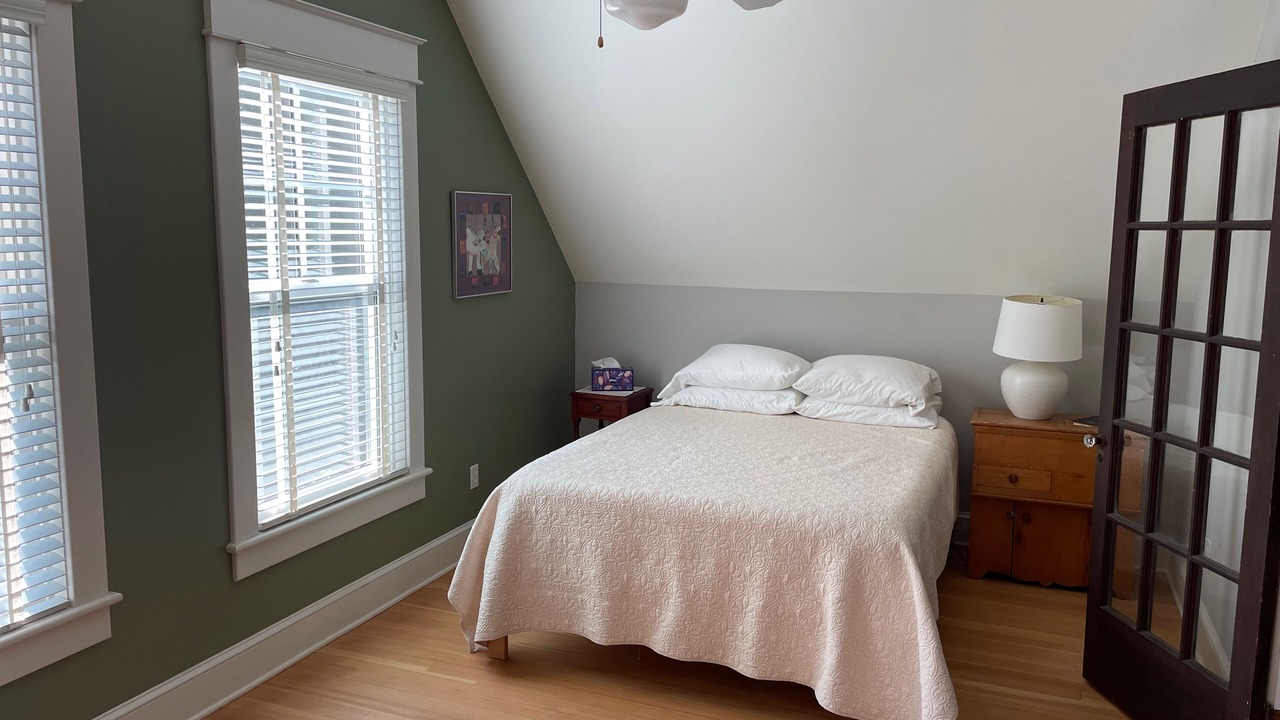 Photo of Bedroom in Old North End