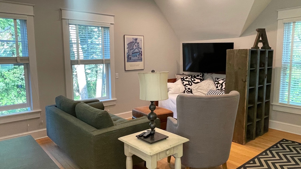 Photo of Livingroom in Old North End
