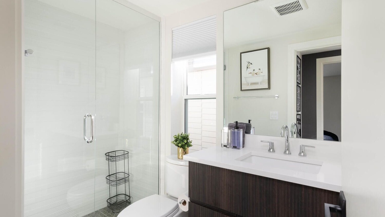 Photo of Bathroom in West Colfax