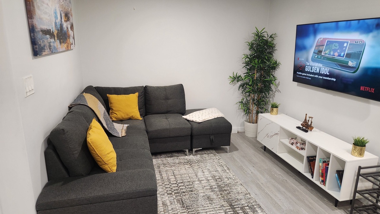 Photo of Livingroom in West Edmonton