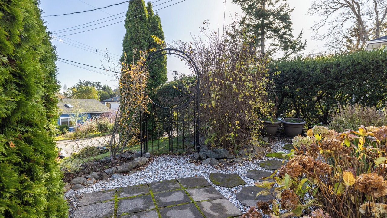 Photo of Outdoor in Esquimalt