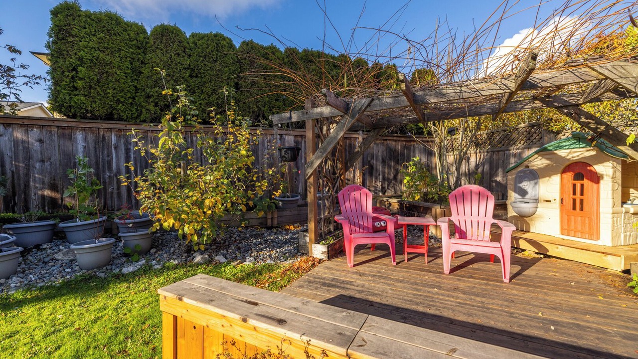 Photo of Patio Balcony in Esquimalt