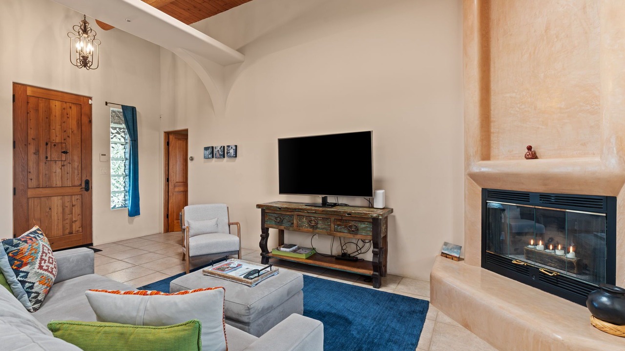 Photo of Livingroom in Eldorado at Santa Fe