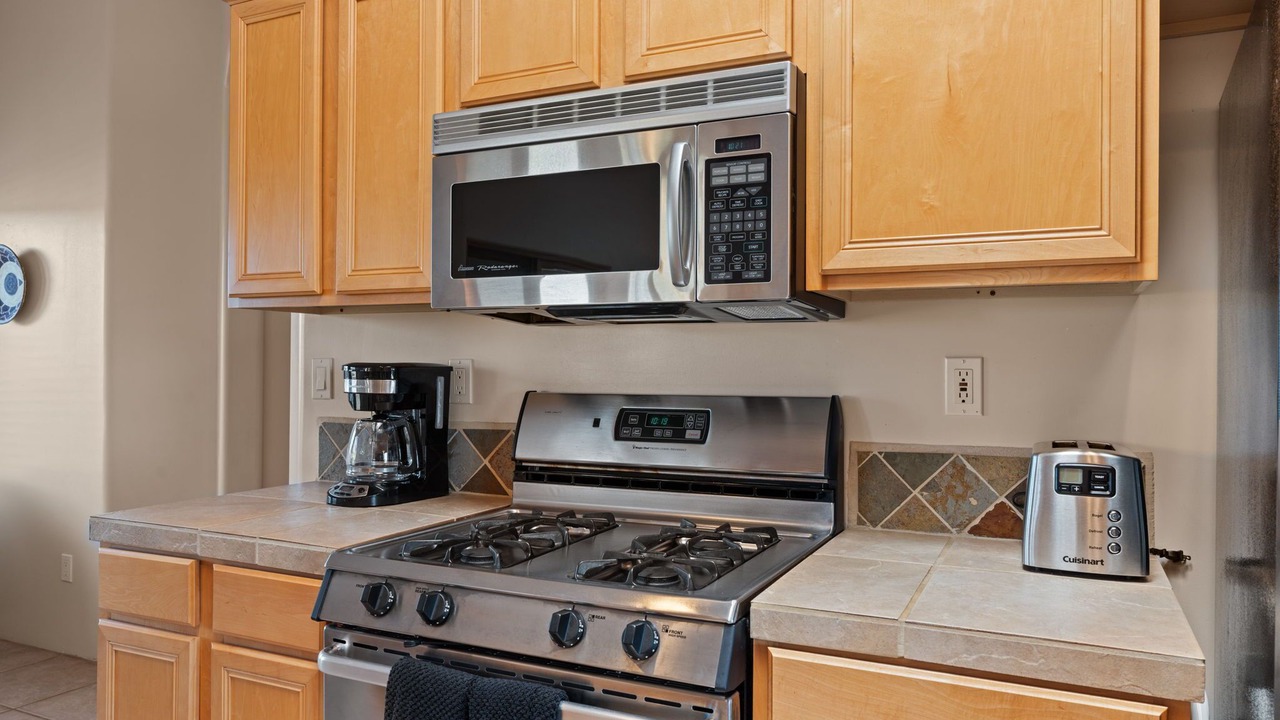 Photo of Kitchen in Eldorado at Santa Fe
