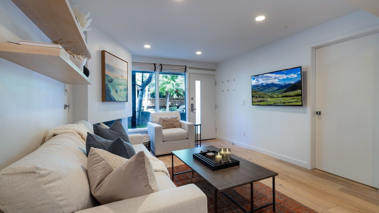 Photo of Livingroom in Aspen
