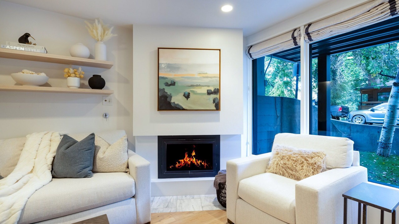 Photo of Livingroom in Aspen