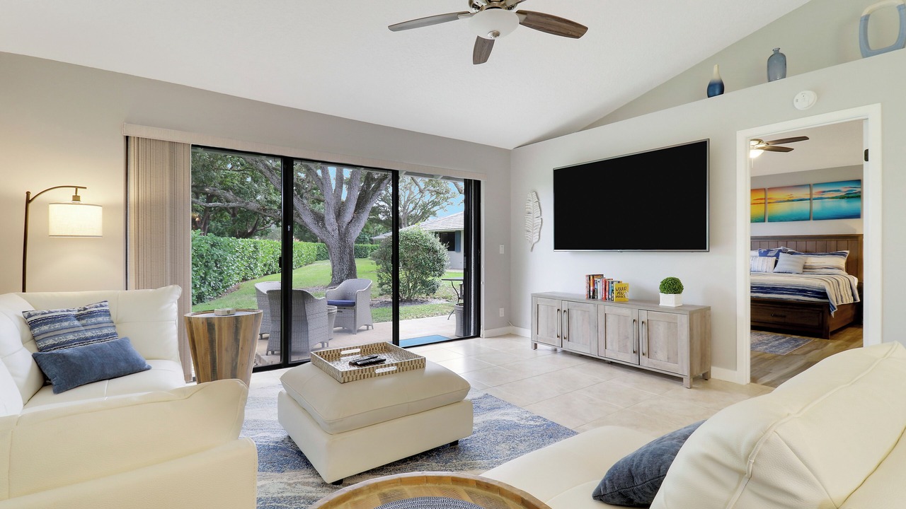 Photo of Livingroom in Palm Beach Gardens