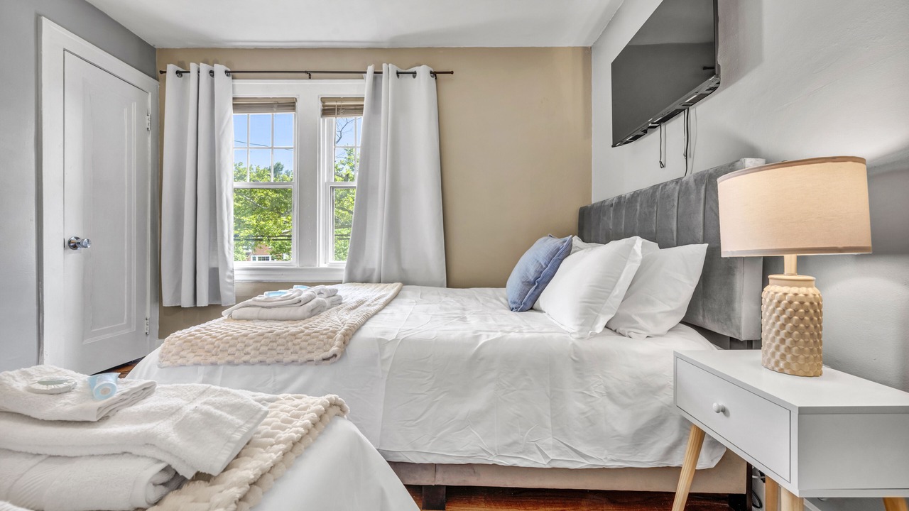 Photo of Bedroom in Cleveland Heights