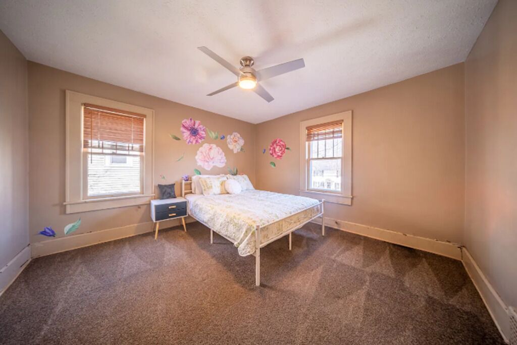 Photo of Bedroom in Highland Square